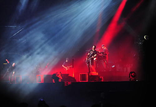 برگزاری کنسرت یک گروه راک آمریکایی در شهر پکن