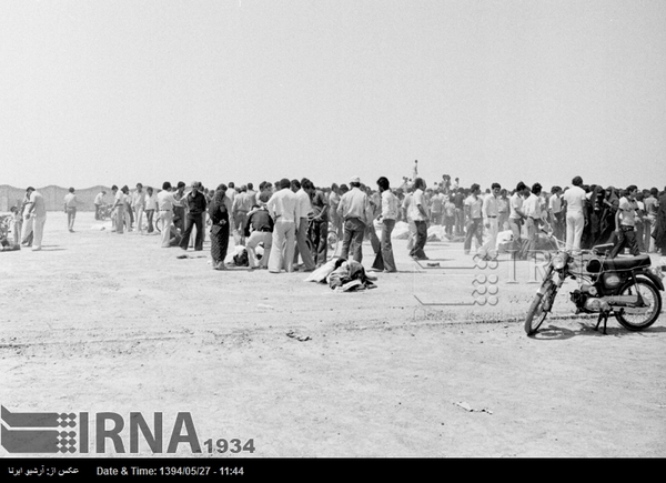 سینما رکس آبادان، هنگام نمایش فیلم ، دچار آتش سوزی عمدی شد و 377 نفر از تماشاچیان آن پشت درهای بسته، زنده در آتش سوختند.