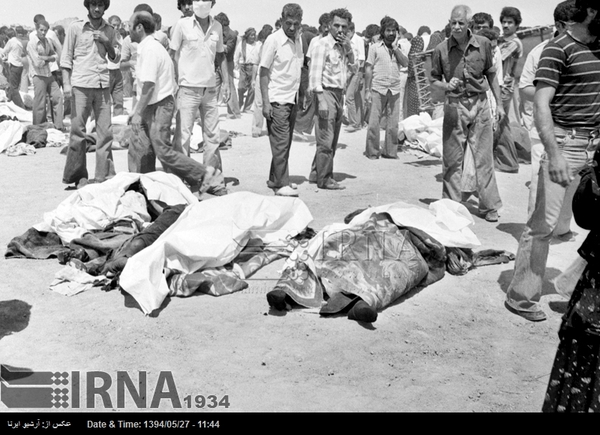 سینما رکس آبادان، هنگام نمایش فیلم ، دچار آتش سوزی عمدی شد و 377 نفر از تماشاچیان آن پشت درهای بسته، زنده در آتش سوختند.