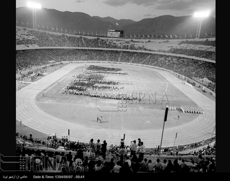 مراسم اختتامیه هفتمین دوره بازی های آسیایی روز 25 شهریور 1353 درمجموعه ورزشی آریامهر تهران (آزادی کنونی) برگزار می شود 