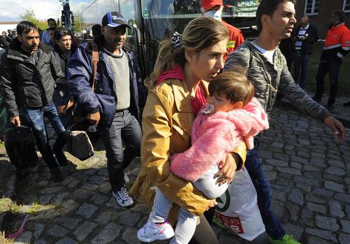 ورود آوارگان سوری به برلین آلمان