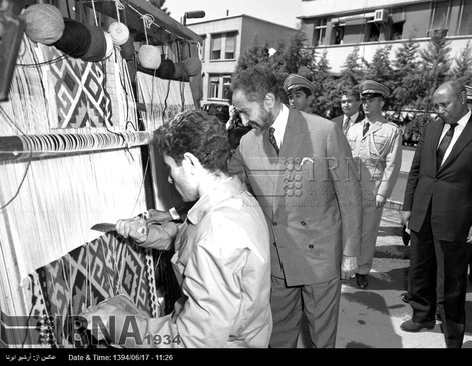 هایل سلاسی امپراتور اتیوپی روز 25 شهریور از اداره هنرهای زیبای کشور و موزه کاخ گلستان بازدید می کند . 