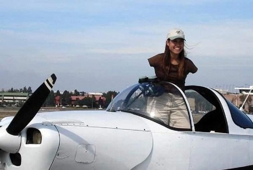 اولین خلبان زن بدون دست دنیا (+عکس) 1