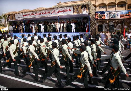 رژه بزرگ نیروهای مسلح بمناسبت هفته دفاع مقدس - استانها (عکس) 27