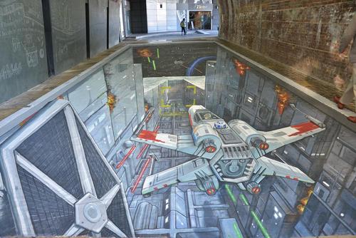 نقاشی سه بعدی از جنگ ستارگان در زیر پلی در لندن