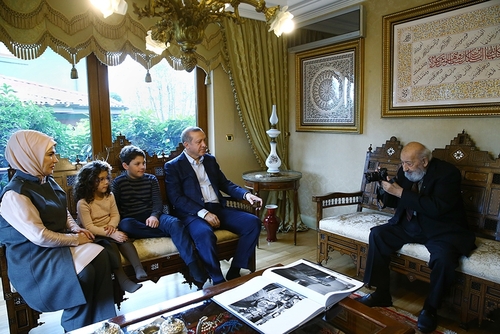 اردوغان و همسر و نوه هایش در ویلای شخصی