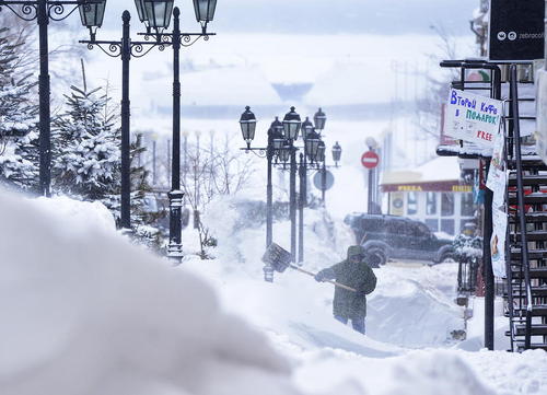 بارش چند متری برف در ولادی وستک روسیه