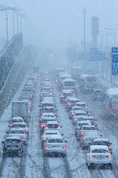 ترافیک ناشی از بارش برف – کره جنوبی