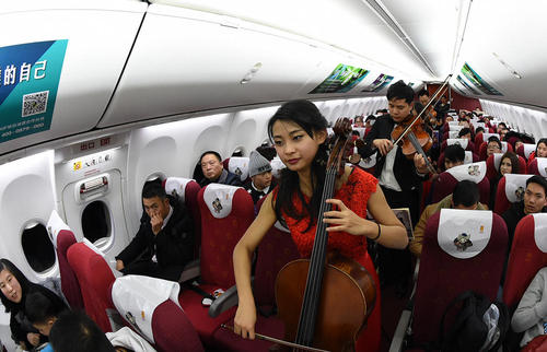 اجرای موسیقی زنده در پروازهای شرکت های هواپیمایی چینی به مناسبت سال نو چینی