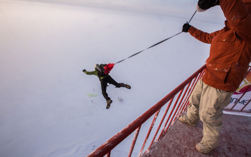 پرش ماجرا جوی روسی از ارتفاع چهل متری – سن پترز بورگ