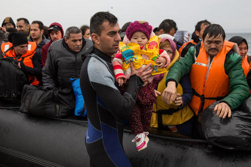 ورود پناهجویان خاورمیانه ای به جزیره لسبوس یونان