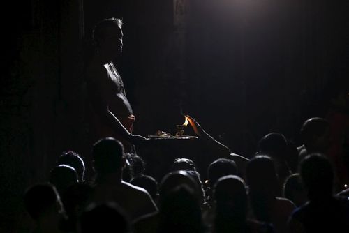 جشنواره ماها شیواراتری در سریلانکا