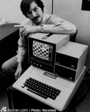 نسل دوم کامپیوتر های اپل- 1977