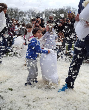 جنگ بالشی - لندن