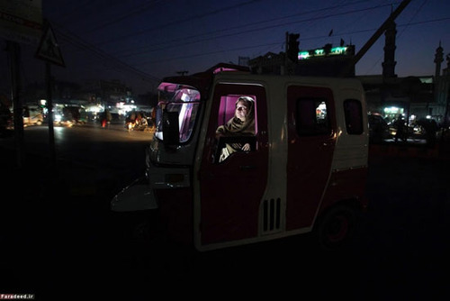 تاکسی زنان در پاکستان (عکس)