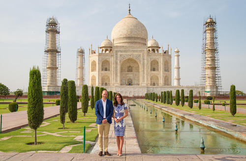 دیدار پرنس ویلیام و همسرش کاترین میدلتون از بنای تاریخی تاج محل در آگرا هند