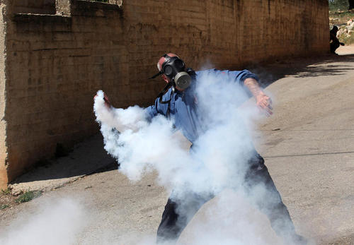 تظاهرات جوانان فلسطینی در شهر نابلس در کرانه غربی