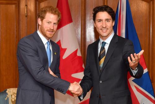 دیدار پرنس هری نوه ملکه بریتانیا با جاستین ترودو نخست وزیر کانادا در هتل رویال یورک در شهر تورنتو کانادا