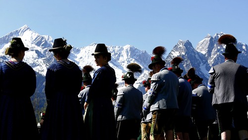 جشن سنتی سواره نظام کوه در باواریای آلمان