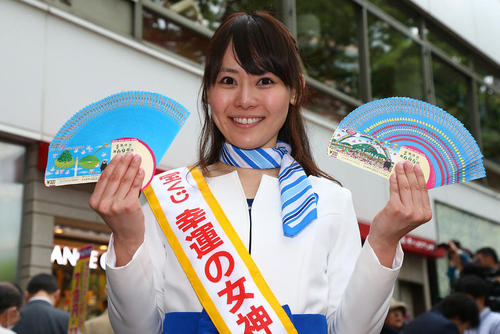نخستین روز فروش بلیت های لاتاری بزرگ سالانه ژاپن – توکیو