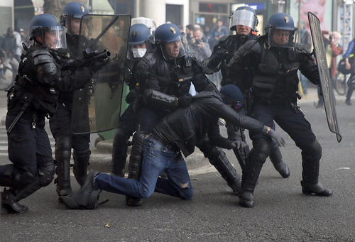 تظاهرات علیه اصلاح قانون کار فرانسه – پاریس