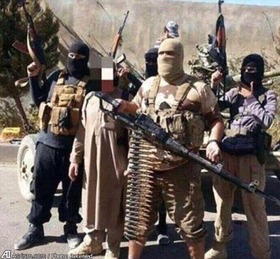 اولین تصویر منتشره از این تروریست داعشی در ژوئن 2014 