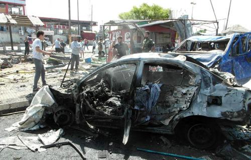  
انفجارهای تروریستی در شهر جبله سوریه که دهها کشته و زخمی برجای گذاشت و داعش آن را برعهده گرفت