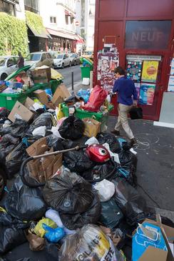 تلمبار زباله ها در پاریس 