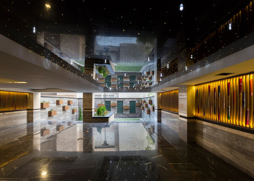 نمای داخلی ساختام ارسی خانه