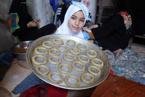 درست کردن نان های خانگی مخصوص ماه رمضان – غزه