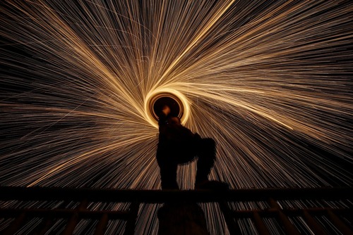 نورافشانی در آخرین شب ماه رمضان- مالزی