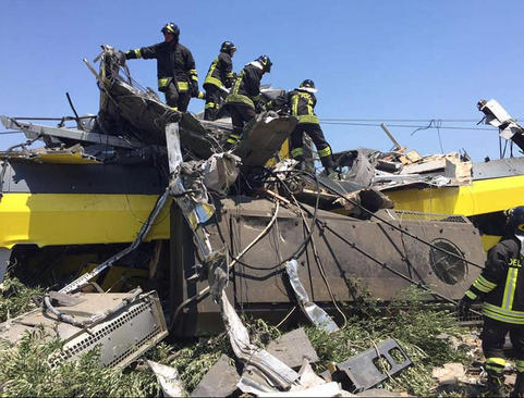 23 کشته در تصادف شدید قطار در ایتالیا