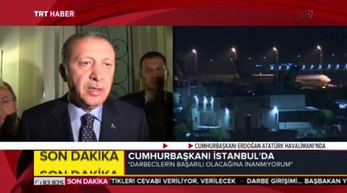 اردوغان پس از بازگشت به فرودگاه اتاتورک استانبول: 

دست در دست ملت ترک به جنایتکاران درس خواهیم داد/ مردم به خیابان ها بیایید/ گروه کوچکی در ارتش به این اقدام کودتاگرانه دست زدند/ امشب برای روز است یعنی تا صبح باید در خیابان ها باشیم تا زمانی که برکودتاگران پیروز شویم/ مردم به فرودگاه ها و خیابان ها بیایند
