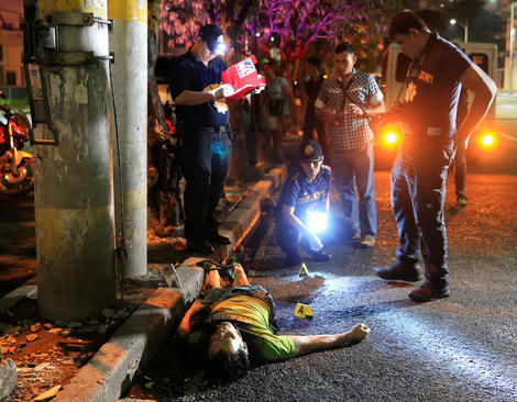 کشته شدن قاچاقچیان مواد مخدر به ضرب گلوله نیروهای پلیس فیلیپین – مانیل