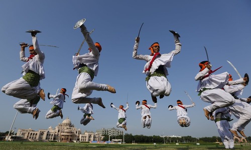 جشنواره سنتی ناواراتری – احمد آباد هند