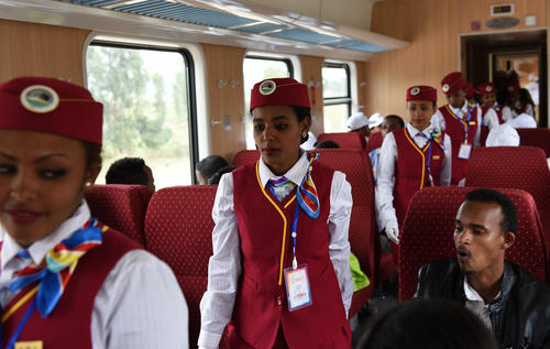 افتتاح نخستین قطار برقی قاره آفریقا بین پایتخت های اتیوپی و جیبوتی – ایستگاه راه آهن آدیس آبابا