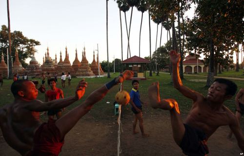بازی سنتی میانماری 