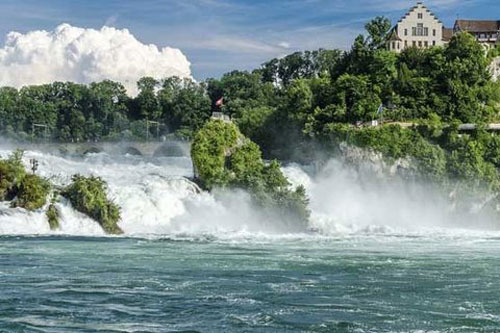 آبشار راین سوئیس 75 پا