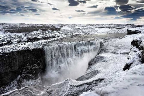 آبشار دتیفوس، ایسلند،144 پا
