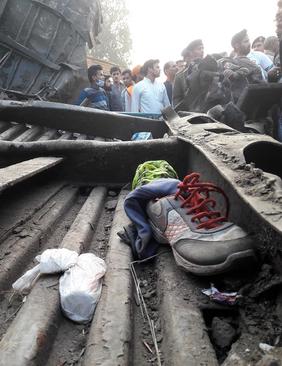 100 کشته در سانحه قطار در هند