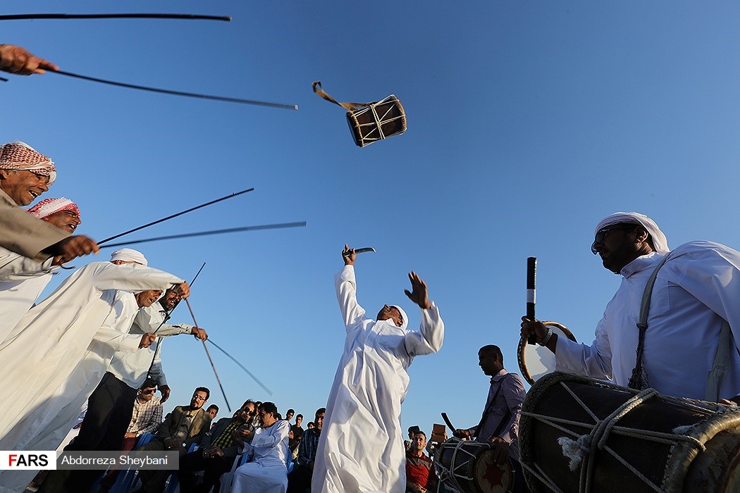 سباق زوارق 