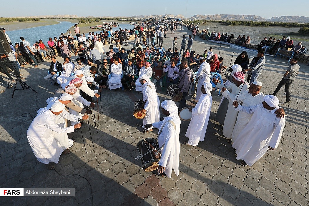 سباق زوارق 