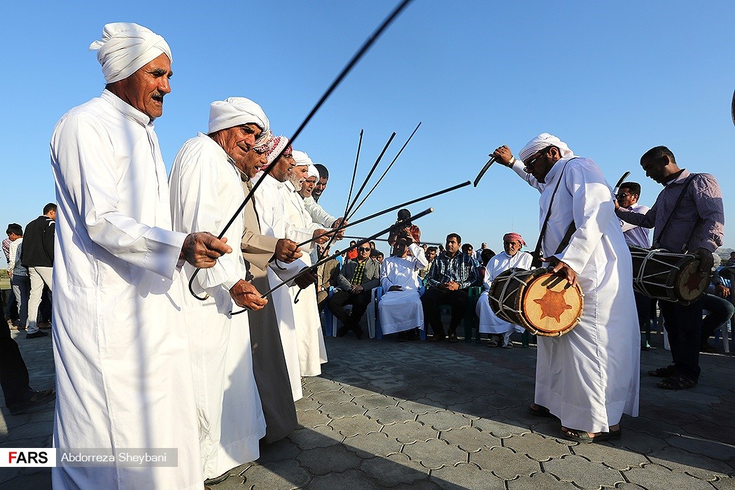 سباق زوارق 