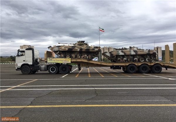 زاحة الستار عن اسلحة ومعدات دفاعية ايرانية جديدة