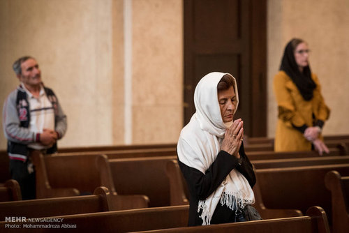 مراسم عيد الفصح في كنيسة القديس سركيس (صور)