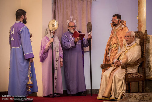 مراسم عيد الفصح في كنيسة القديس سركيس (صور)