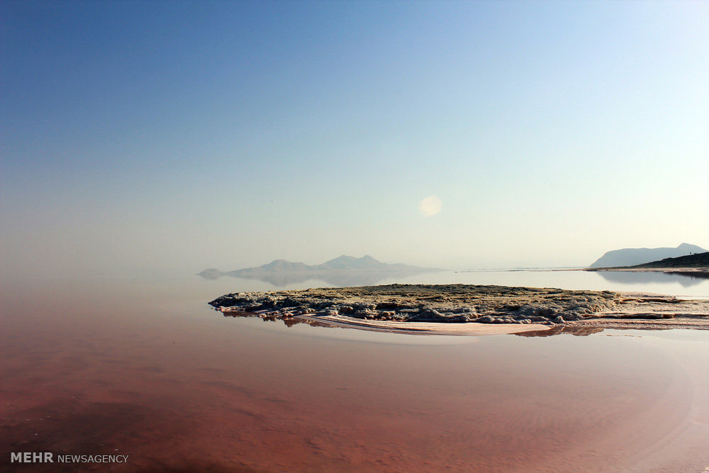 بحيرة أرومية - شمال غربي إيران (صور)