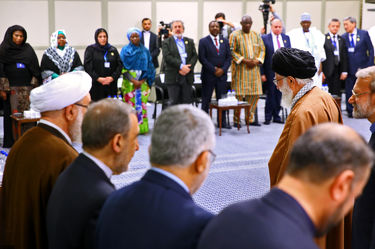 قائد الثورة: ما يقوم به السعوديون خيانة للأمة الإسلامية قائد الثورة: ما يقوم به السعوديون خيانة للأمة الإسلامية