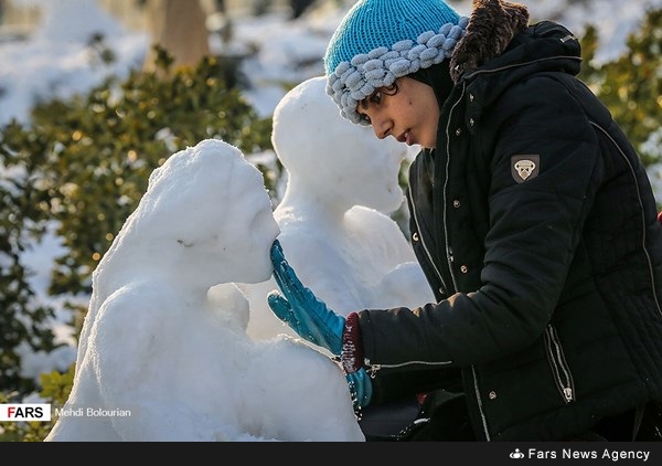 مهرجان التماثيل الثلجية - طهران (صور)