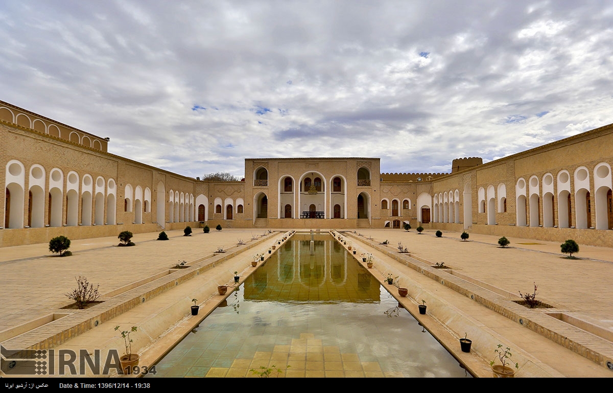 حمام کنجعلي خان وبيت الحاج أغا - کرمان - إيران (صور)